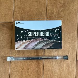 It Cosmetics Eyeshadow Palette and Brush